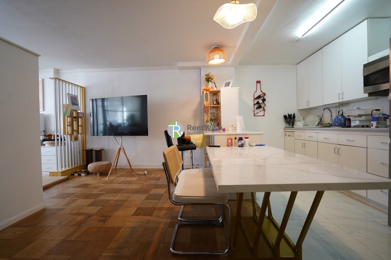 6 Whittier Pl #2K - Photo 2 of 20