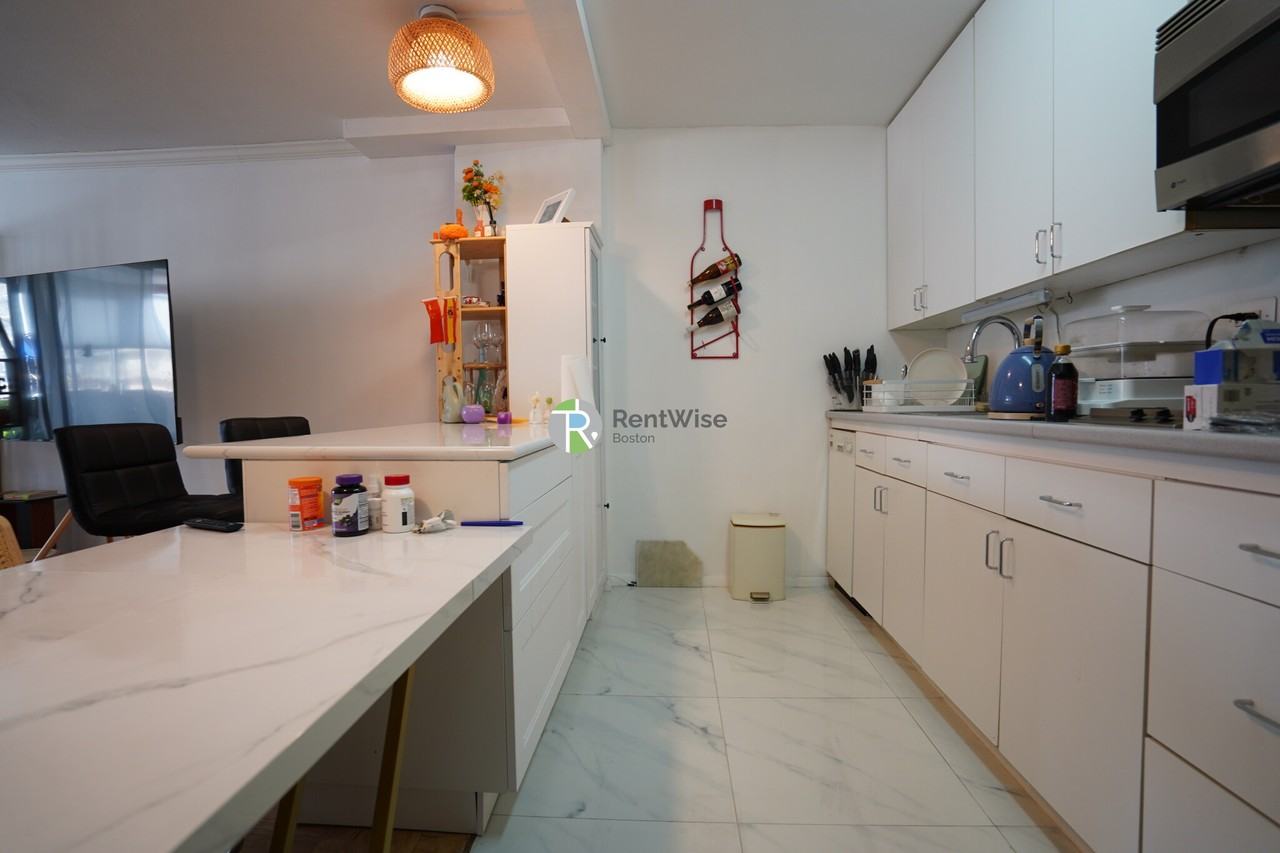 6 Whittier Pl #2K - Photo 4 of 20