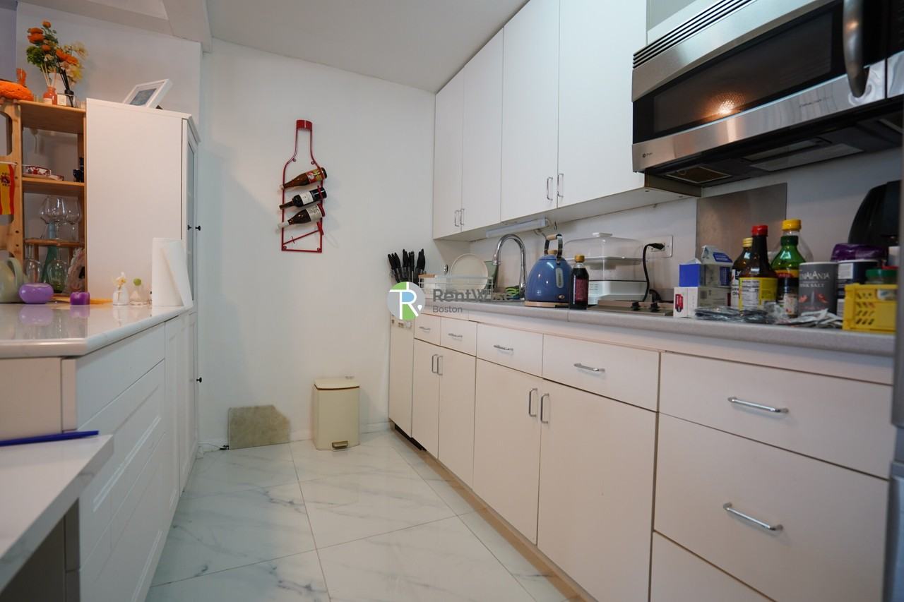 6 Whittier Pl #2K - Photo 5 of 20