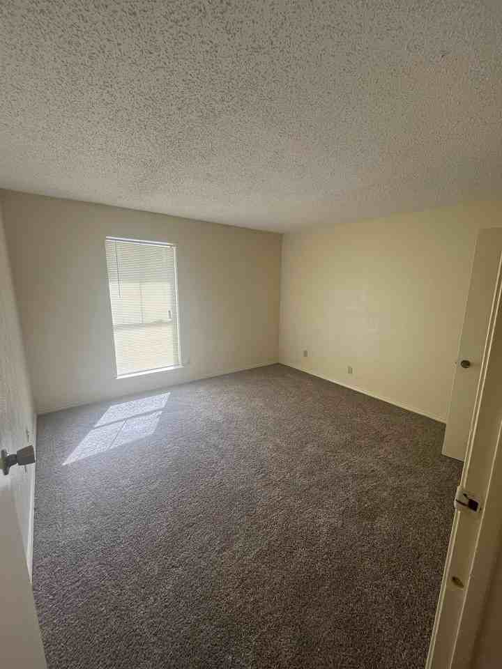 2225 Madison Drive #101 - Photo 7 of 8