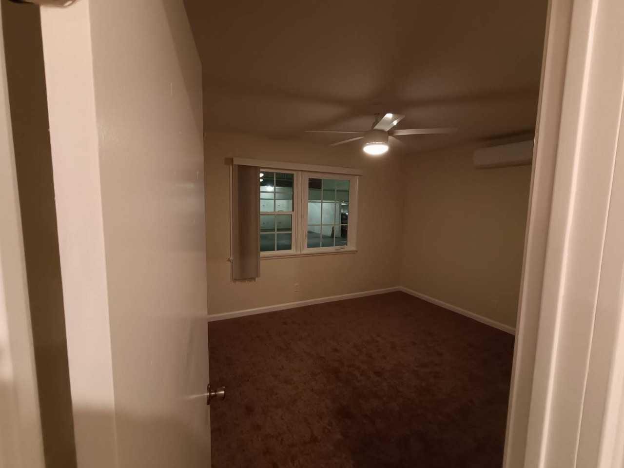 10304 1/2 Paramount Blvd - Photo 7 of 10