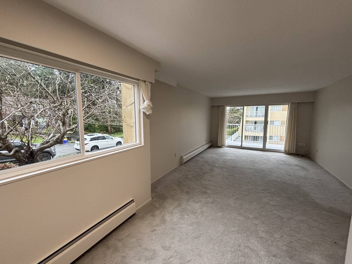 5545 15B Avenue #210 - Photo 6 of 12