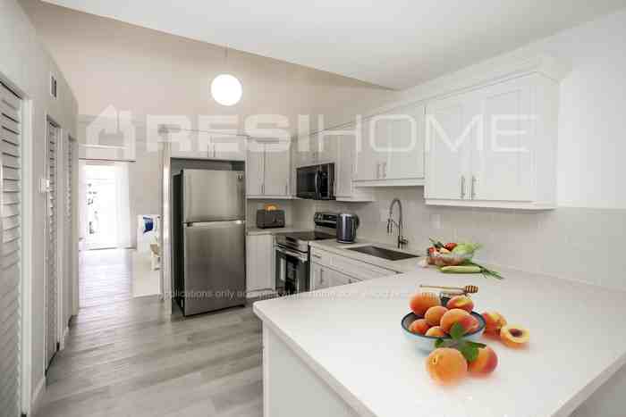 5424 West 27th Lane - Photo 3 of 19