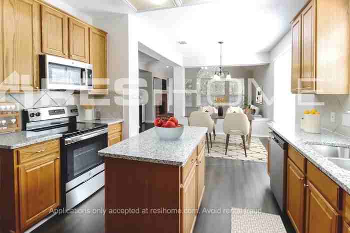 2610 Nash Dr - Photo 4 of 22