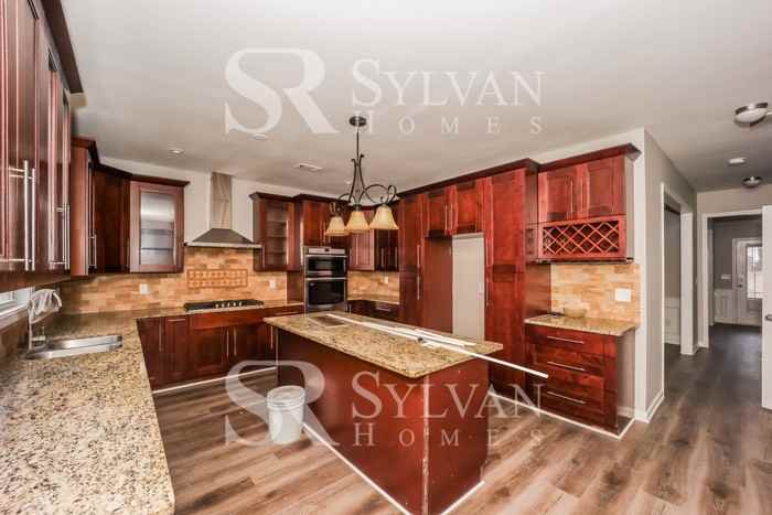 2305 Village Green Dr - Photo 6 of 16