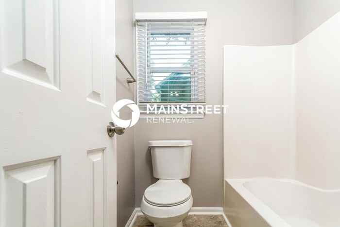 405 Hunters Ridge Drive - Photo 7 of 17