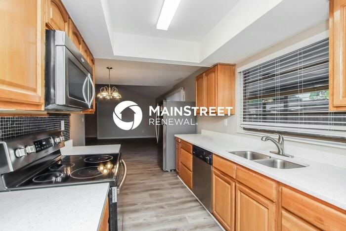 977 Beacon St Nw - Photo 6 of 14