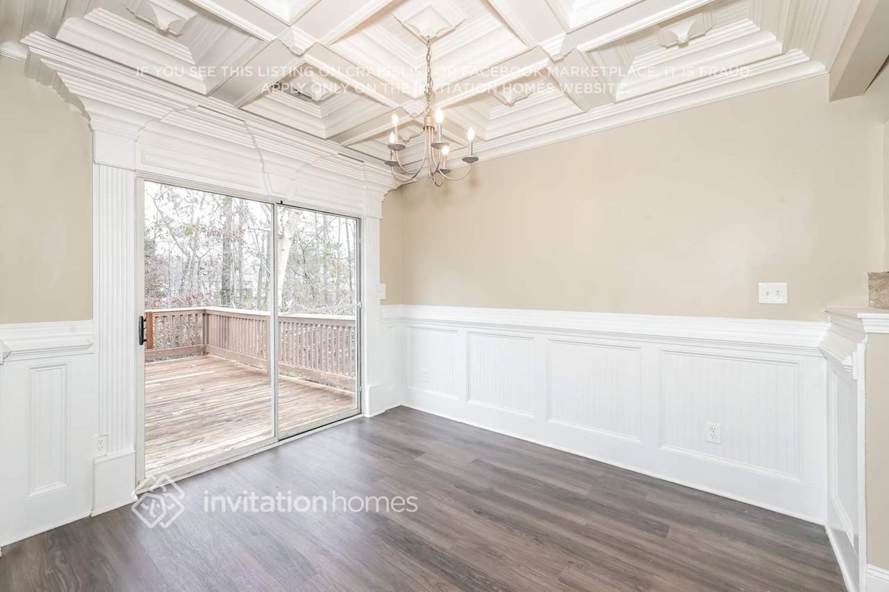 596 Pond Lillies Rd - Photo 6 of 18