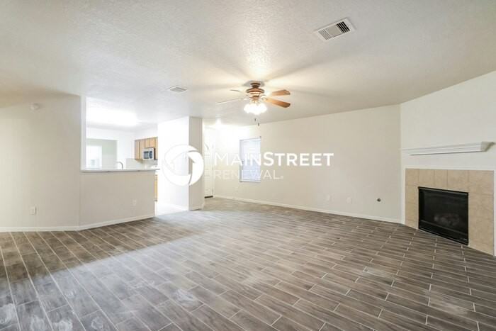 16700 Foursquare Drive - Photo 5 of 17