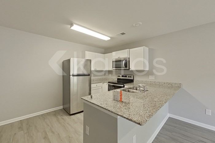 302 Cedar Rdg - Photo 5 of 19