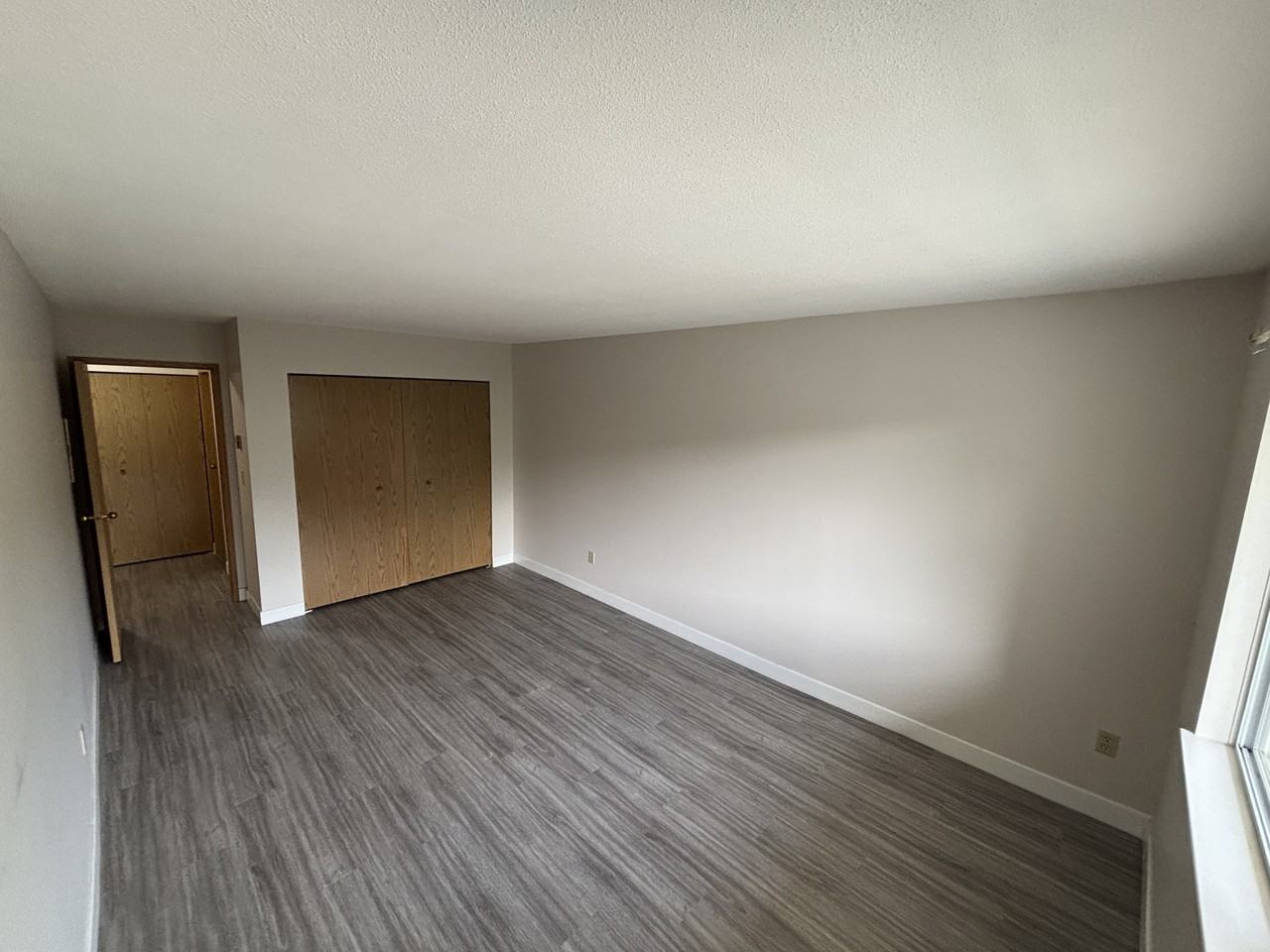 1504 56 Street #318 - Photo 7 of 12