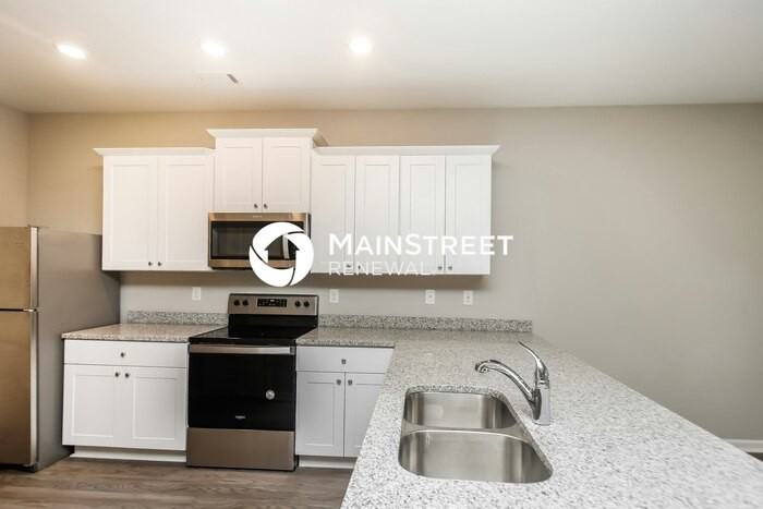 314 Augusta Woods Drive - Photo 7 of 17