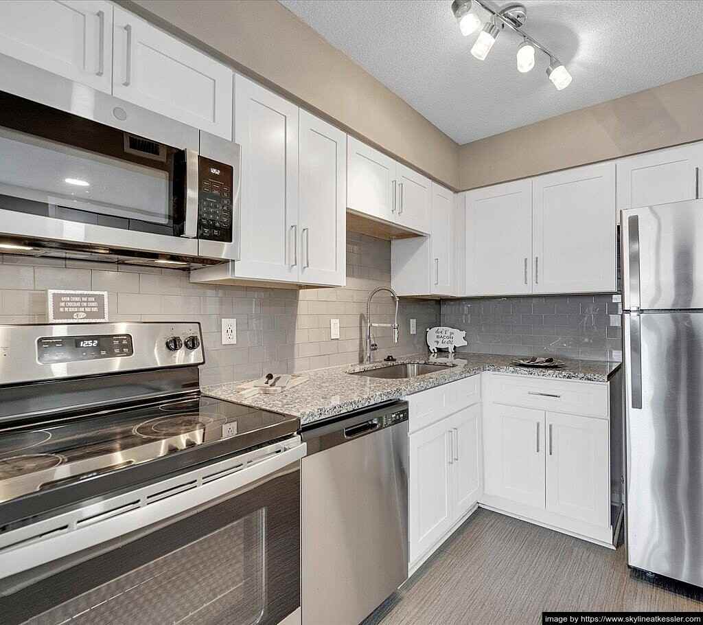 N Plymouth Rd & Hampton Rd #1010 - Photo 5 of 30