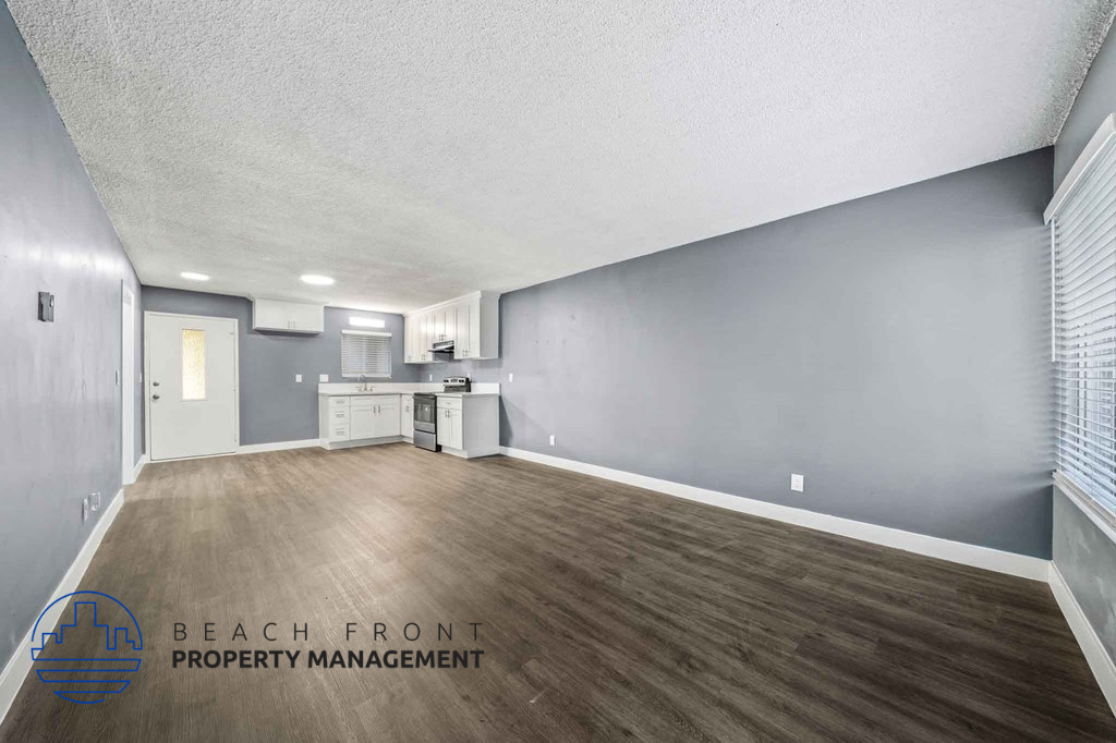 1021 N. Flower St. - Photo 3 of 21