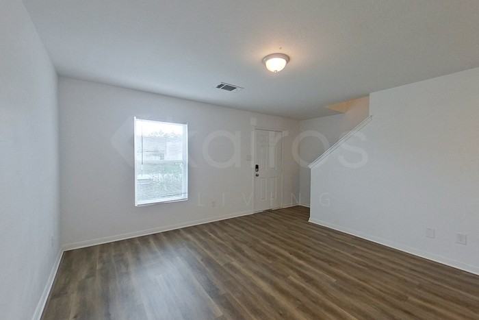 15743 Del Norte Drive - Photo 2 of 23