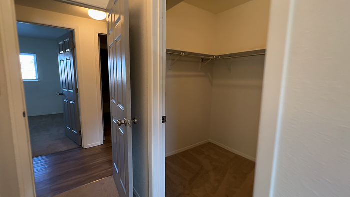 962 Red Cloud Ct - Photo 3 of 20