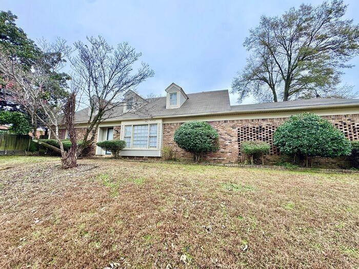 2664 Richwood Street - Photo 3 of 43