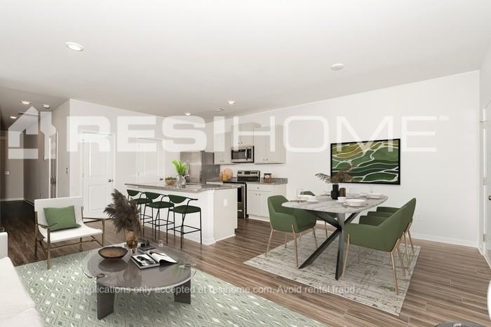 301 Oakwood Dr Nw - Photo 5 of 16