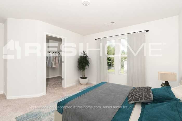 301 Oakwood Dr Nw - Photo 6 of 16