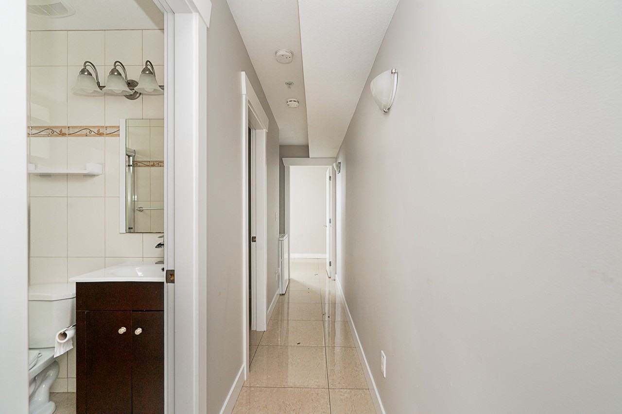 3064 East 19th Avenue - Photo 4 of 12