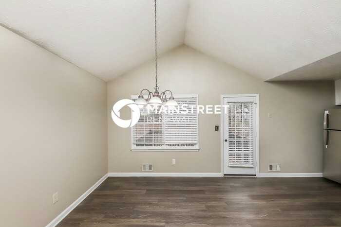 28 Loxley Ct - Photo 7 of 19