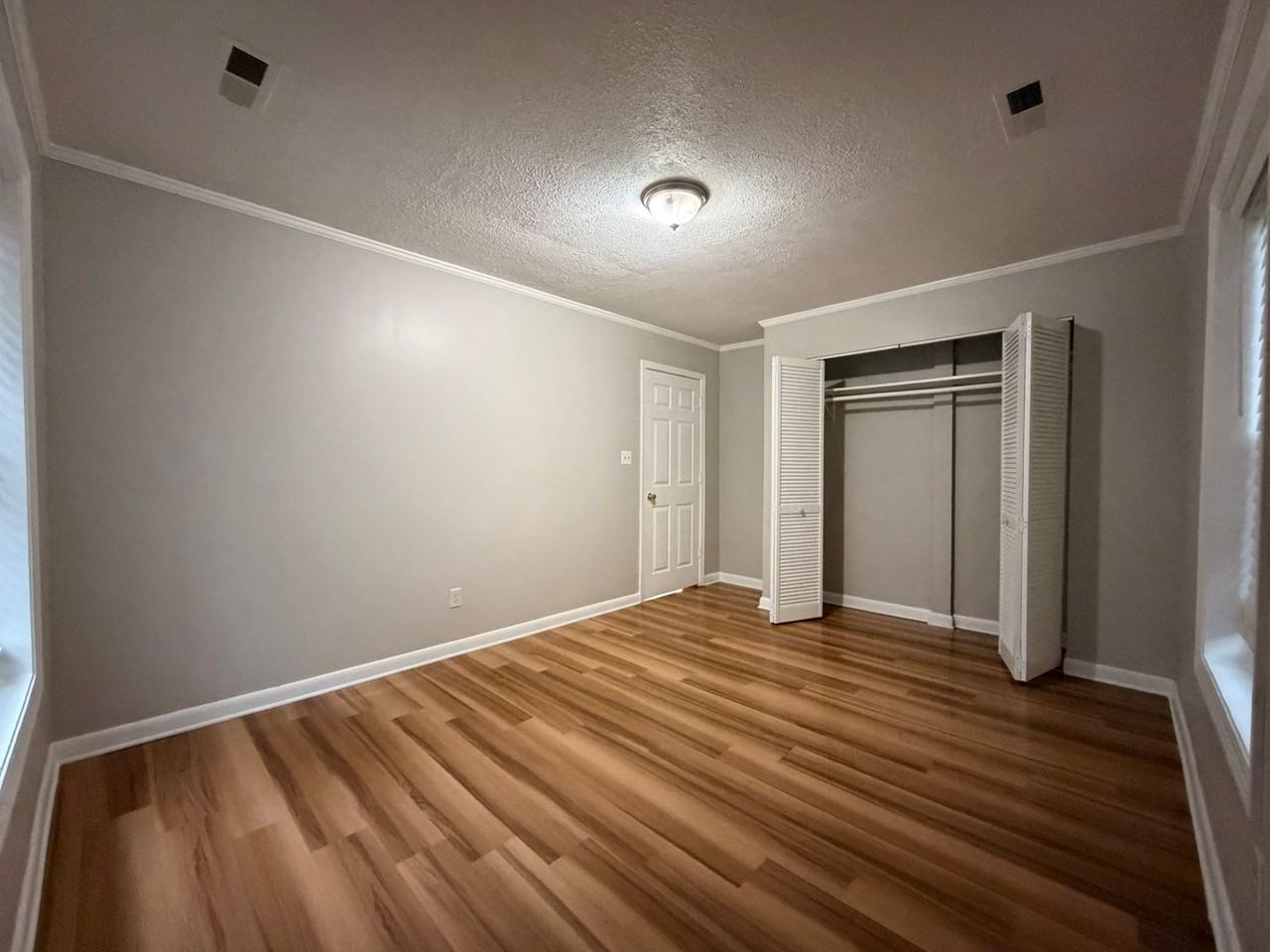 239 Moreland Way - Photo 5 of 13