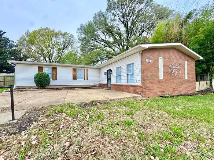 3141 Arrendale St - Photo 3 of 24