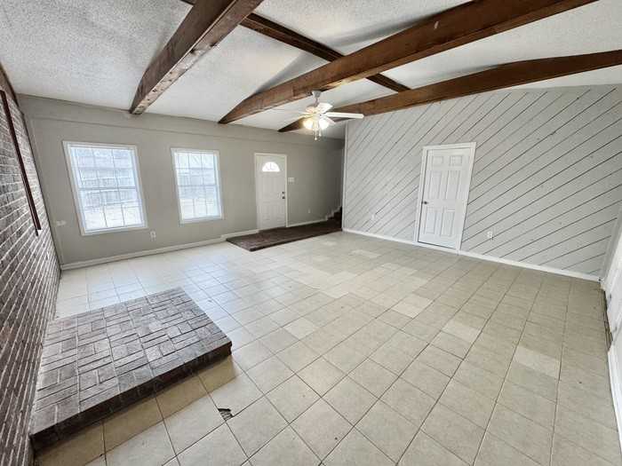 3141 Arrendale St - Photo 6 of 24