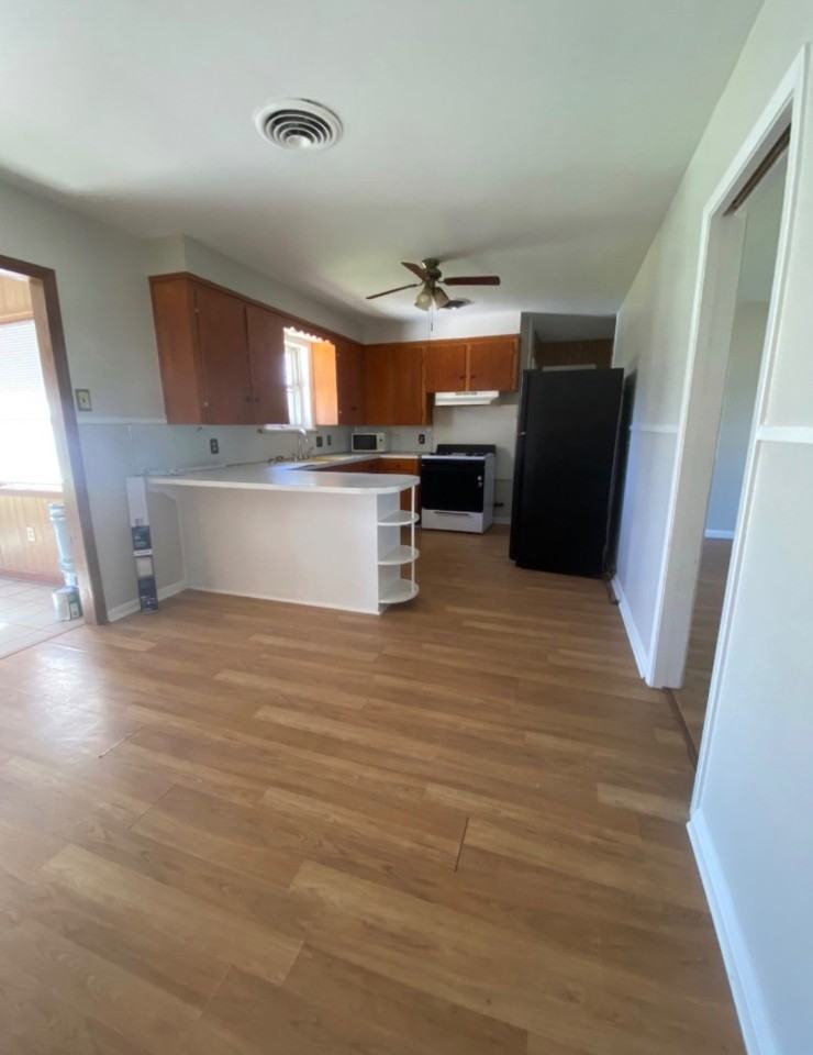 4215 Elaine Street - Photo 5 of 19