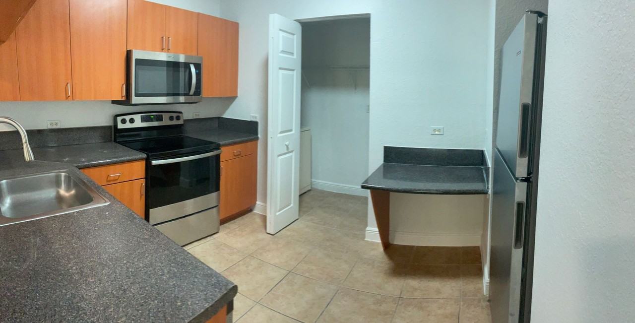 10132 Northwest 33rd Street - Photo 3 of 17