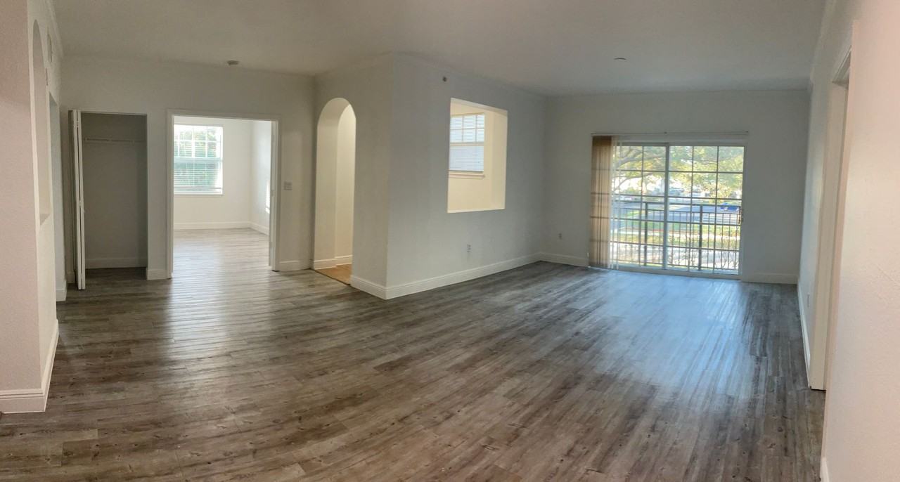 10132 Northwest 33rd Street - Photo 6 of 17