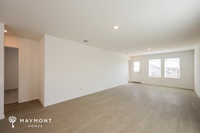 14806 Warwick Shire - Photo 5 of 19