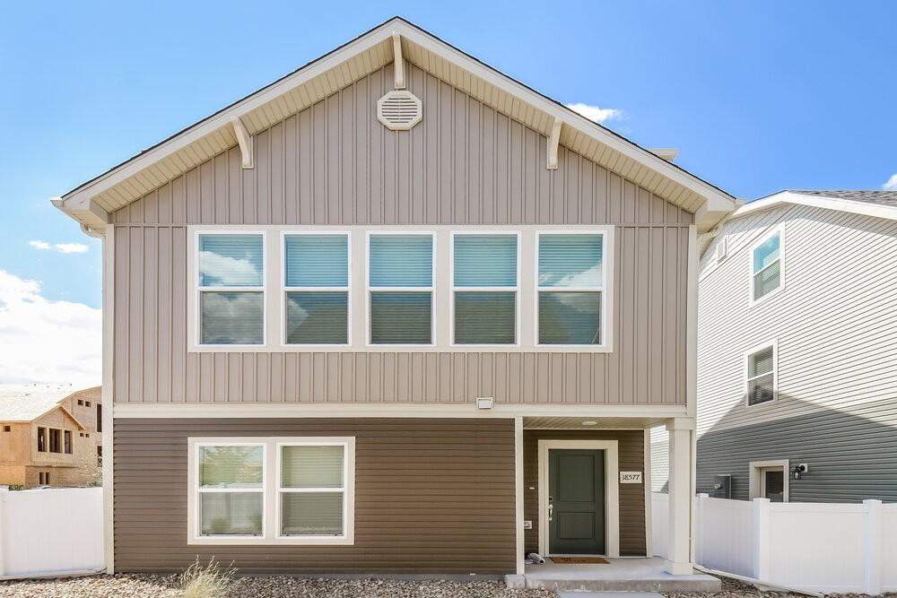 18577 East 47th Place