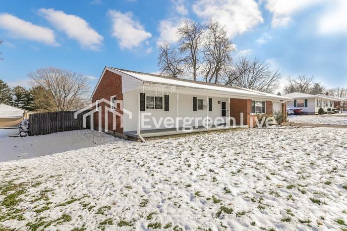 804 Fallview Ave - Photo 2 of 16