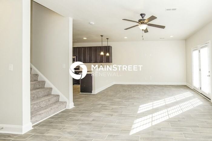 7213 Deer Springs Way - Photo 4 of 19