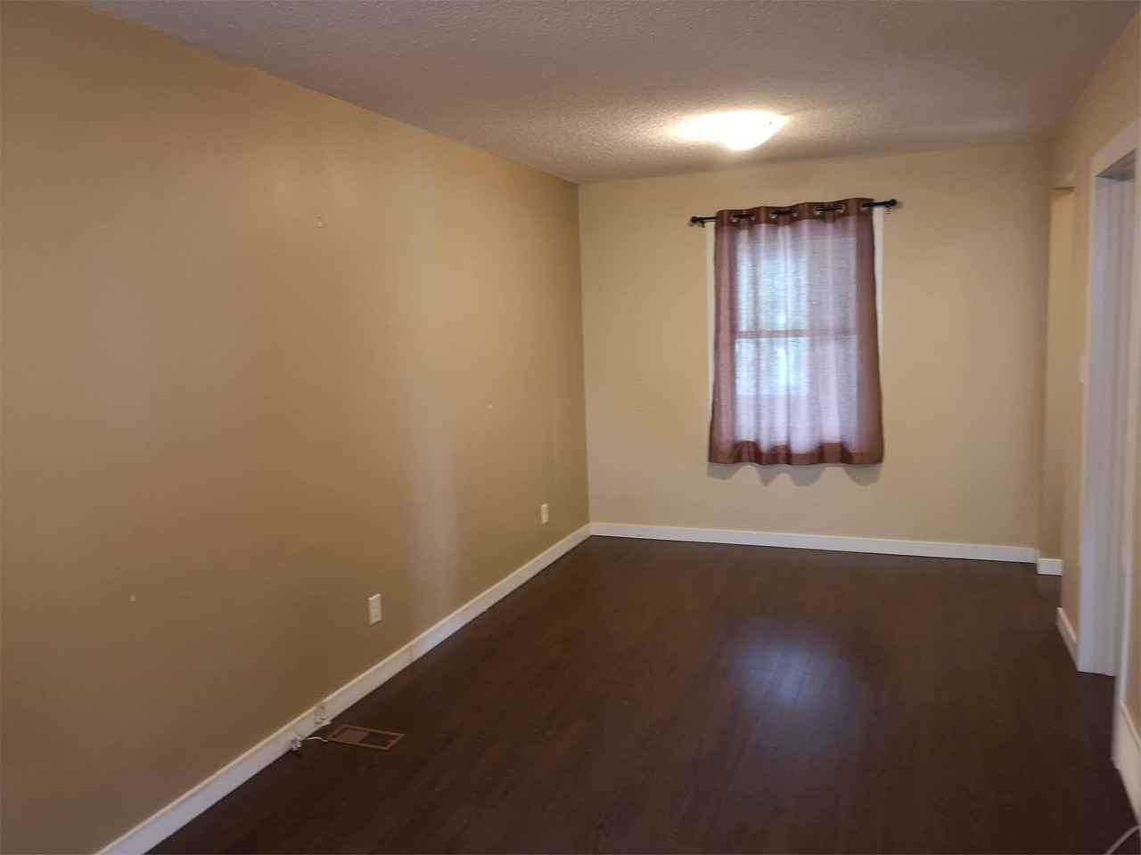 474 Harbison Ave W #1 - Photo 3 of 10