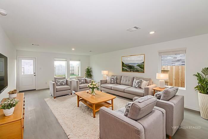 3083 Wild Dunes Dr - Photo 5 of 27