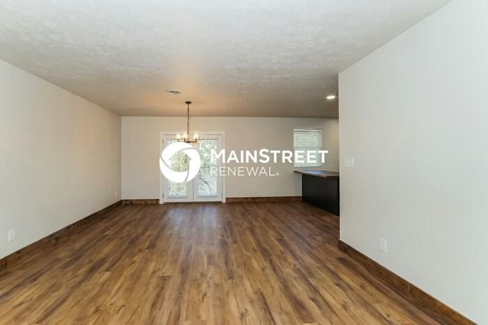 2925 Bethel Pl - Photo 6 of 17