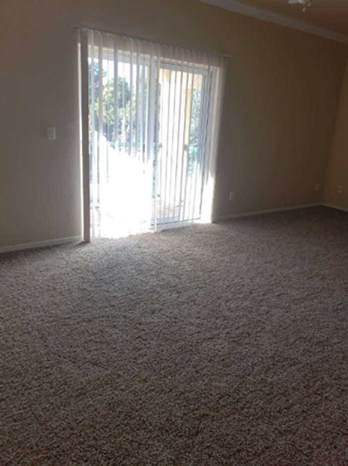 3011 Mandalay Grv #7 - Photo 6 of 6