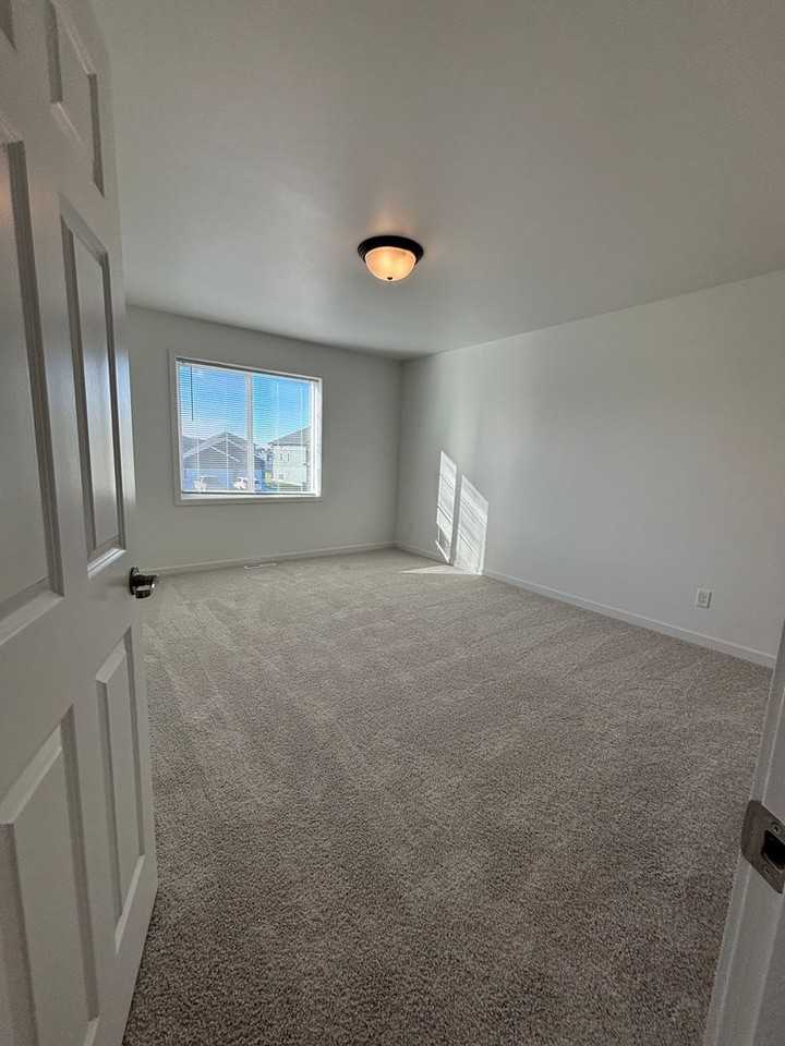 27th Street South - Photo 5 of 13