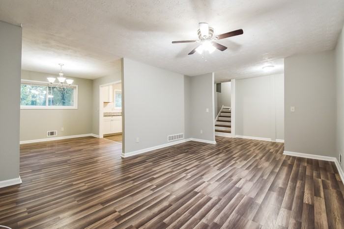 191 Lucan Way - Photo 7 of 23