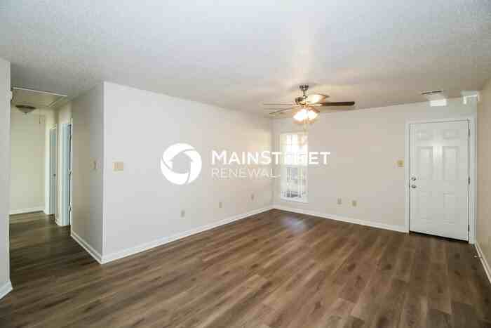 7650 Coral Meadows Drive - Photo 4 of 18