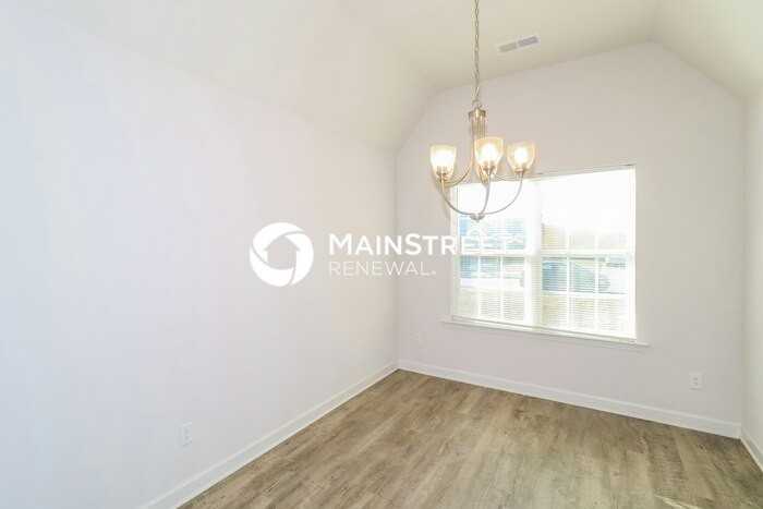 8106 Aiden Rd - Photo 6 of 19