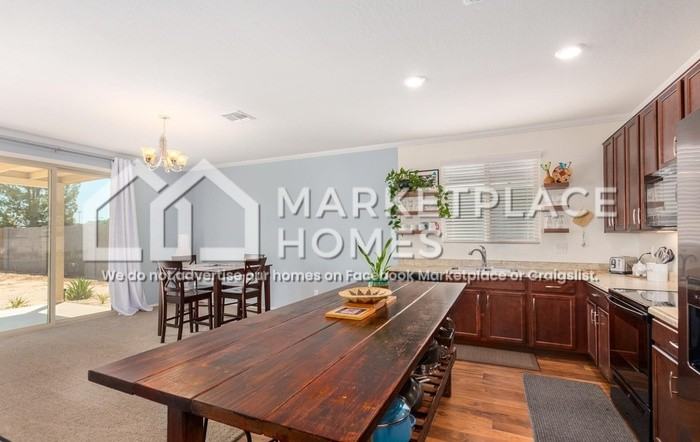 5309 South 18th Place - Photo 5 of 26