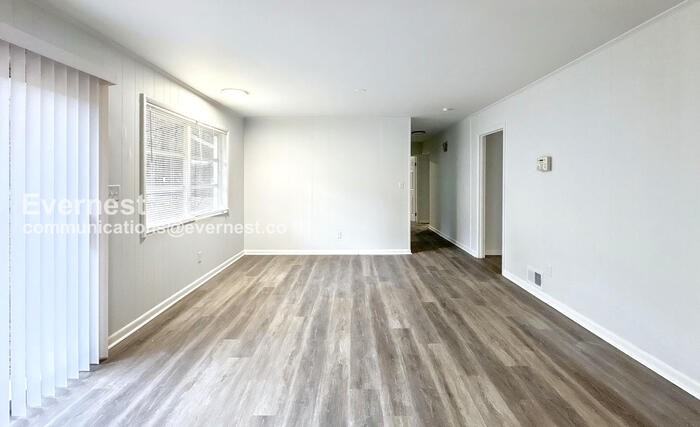 1823 Old Springville Rd - Photo 4 of 19