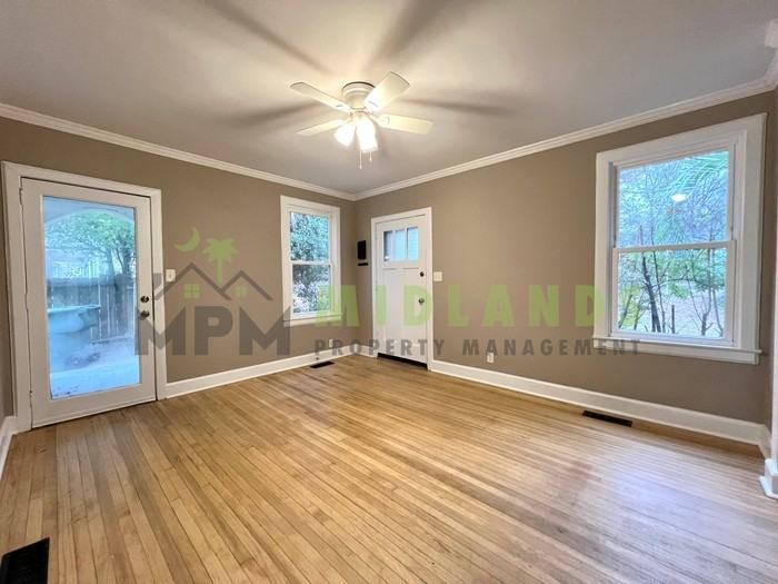 2728 Holt Drive - Photo 2 of 32