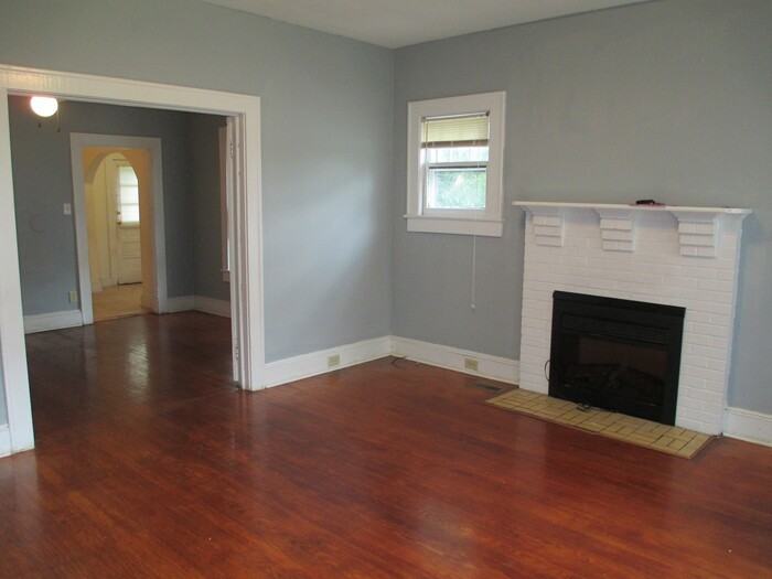 407 Jackson St #407 - Photo 4 of 11