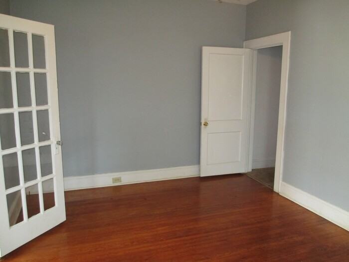 407 Jackson St #407 - Photo 5 of 11