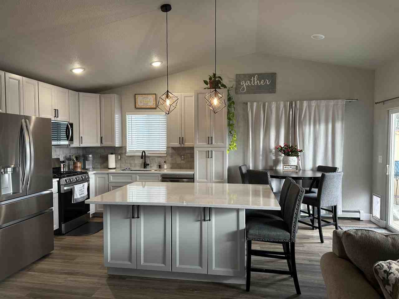 2441 Roan Ridge Rd #NA - Photo 3 of 18