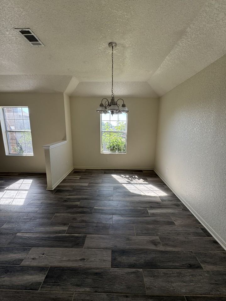 1701 Prestige Loop #NA - Photo 5 of 21